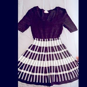 Short dress with warm material